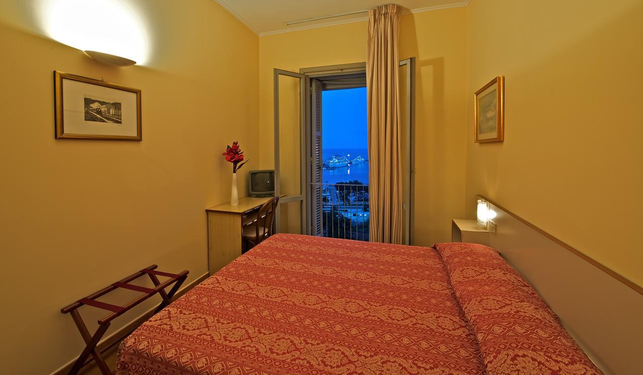 Hotel Ideale Ортона Екстериор снимка