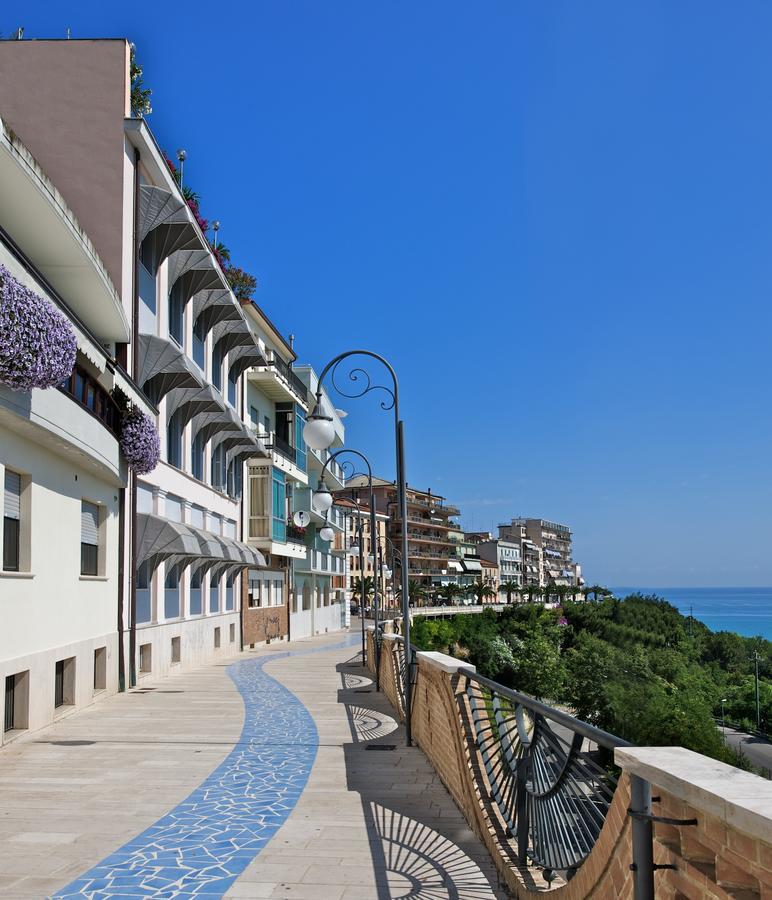 Hotel Ideale Ортона Екстериор снимка